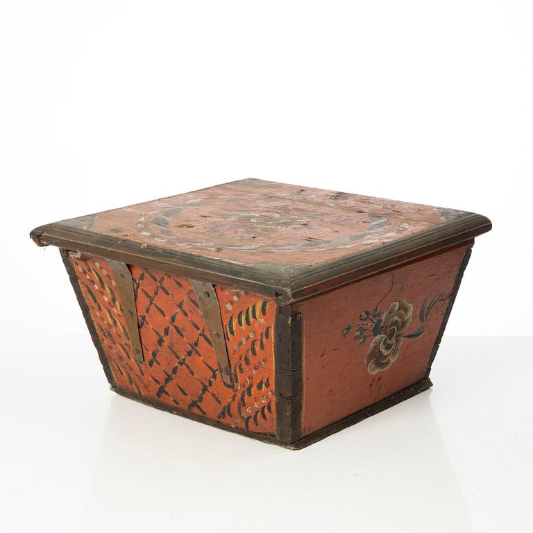 Box, folk art, Jämtland, 18th/19th century.