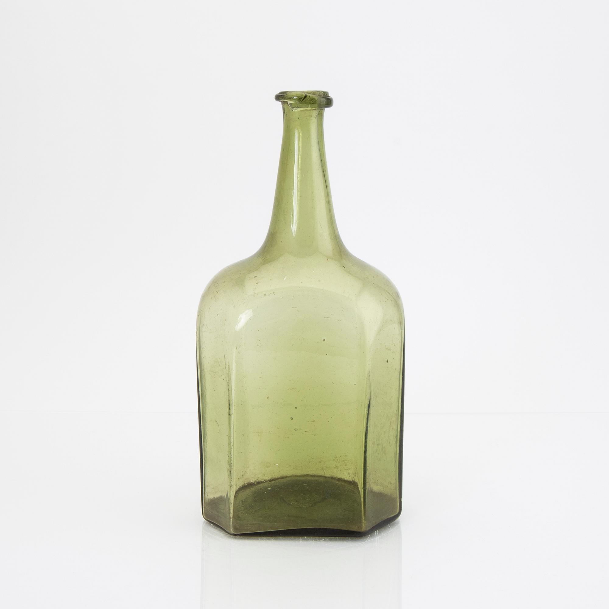 Flaska Skånska glasbruket 1700-tal.
