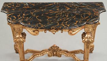 An Italian 18th century Régence console table.