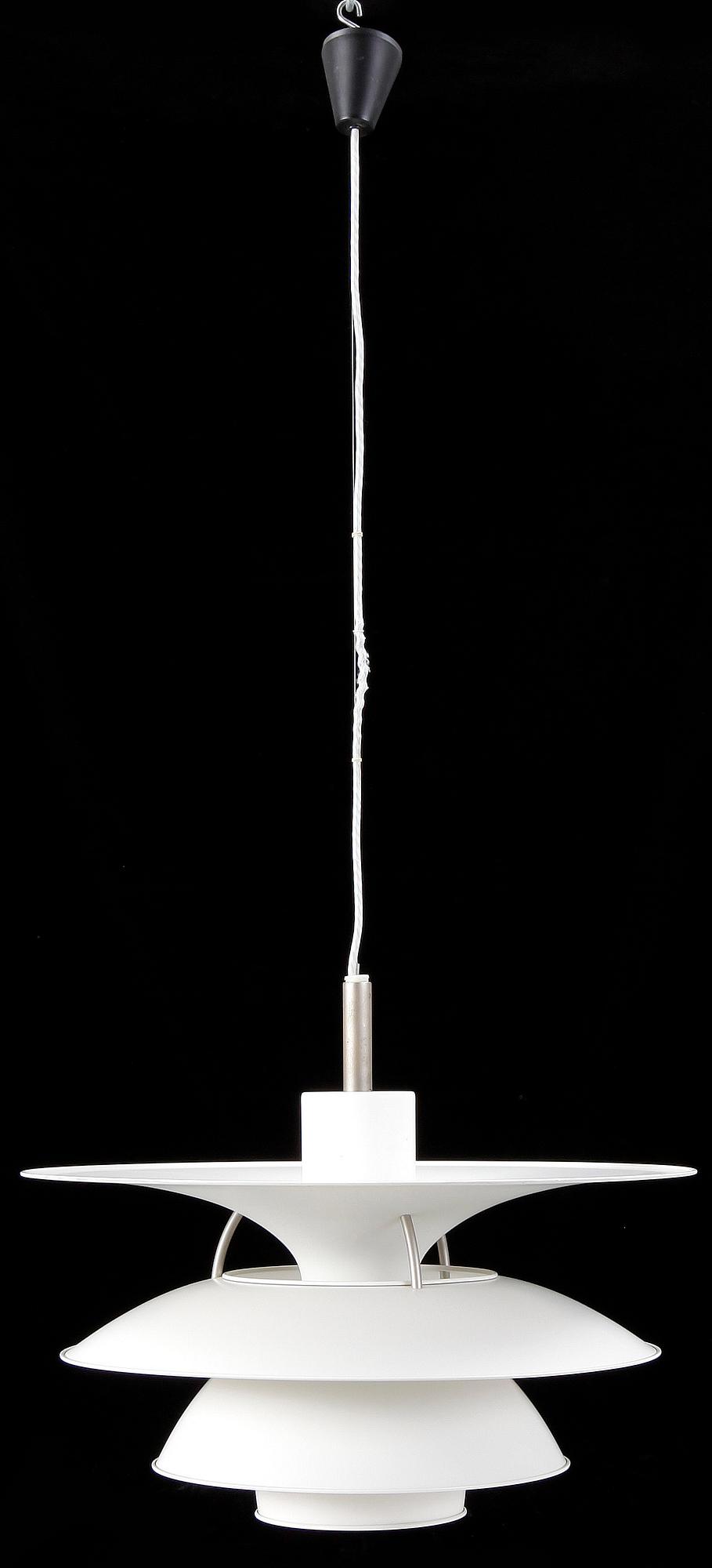 TAKLAMPA, "PH-lampa", Louis Poulsen för Poul Henningsen, 1900-talets fjärde kvartal.
