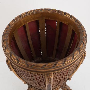 Louis XVI style basket, circa 1900.
