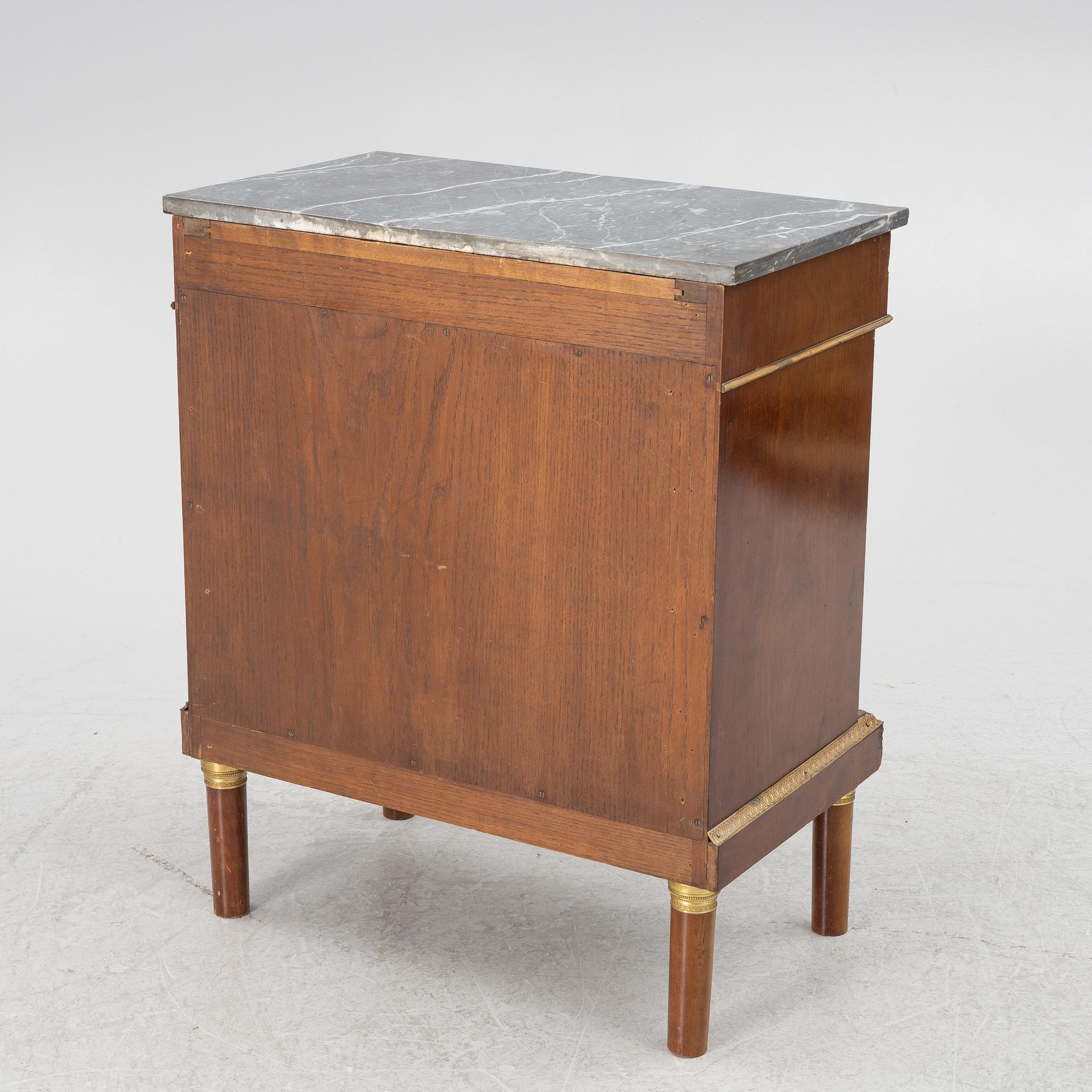 Cabinet, Empire style, first half of the 20th century.