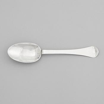 A Swedish early 18th century silver spoon, mark of Petter Lund 1713.