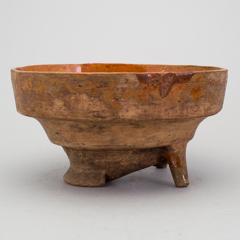 ALADÅBFORM samt FIGURIN, keramik, möjligen Höganäs, 1800-tal.