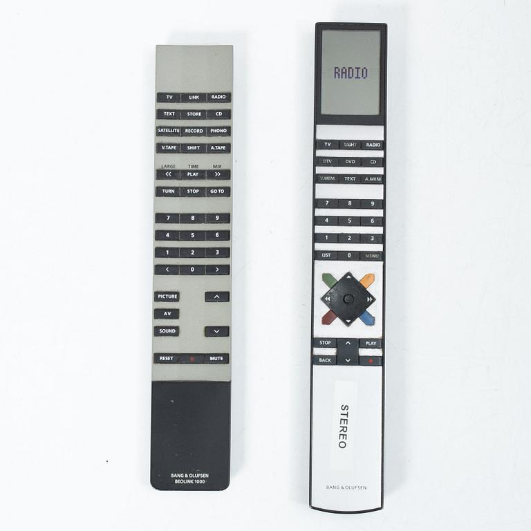 Bang & Olufsen, stereo system, “BeoSound 3200”, and a pair of speakers, “Beolab 4000”, early 2000s.