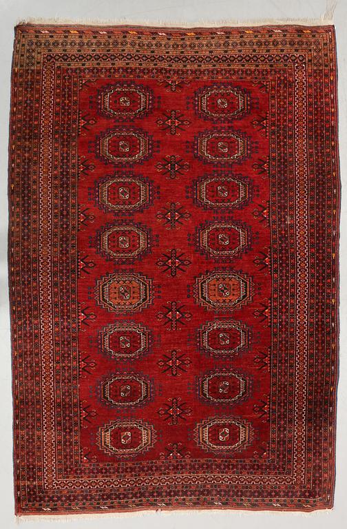 RUG, semi-antique, Bocchara Turkmen/Russia. Ca 220 x 153 cm.