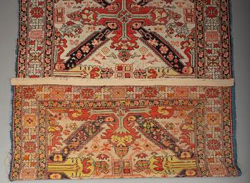 MATTA, Kaukasien 1900-talets början. 334 x 157 cm.