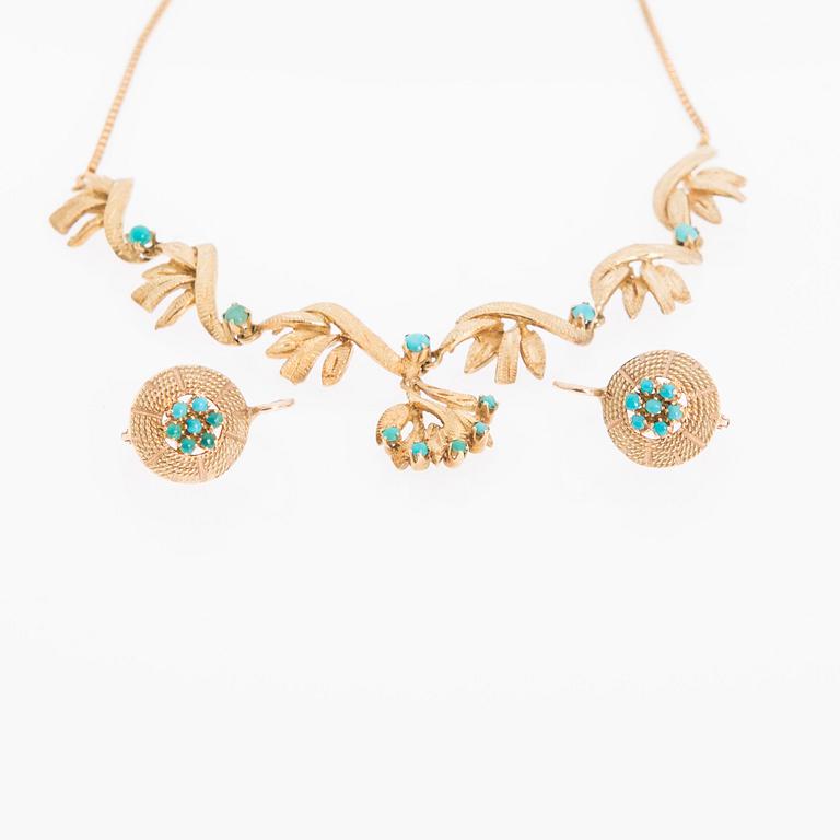 COLLIER och ÖRHÄNGEN, 14K guld, cabochonslipade turkoser. Hugo Grün, Helsingfors 1966.