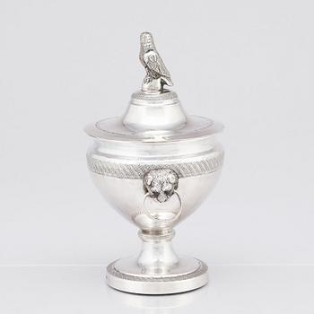 Suger bowl with lid, silver, unidentified master, possibly Raffaele Sisino, Naples 1832-1872.