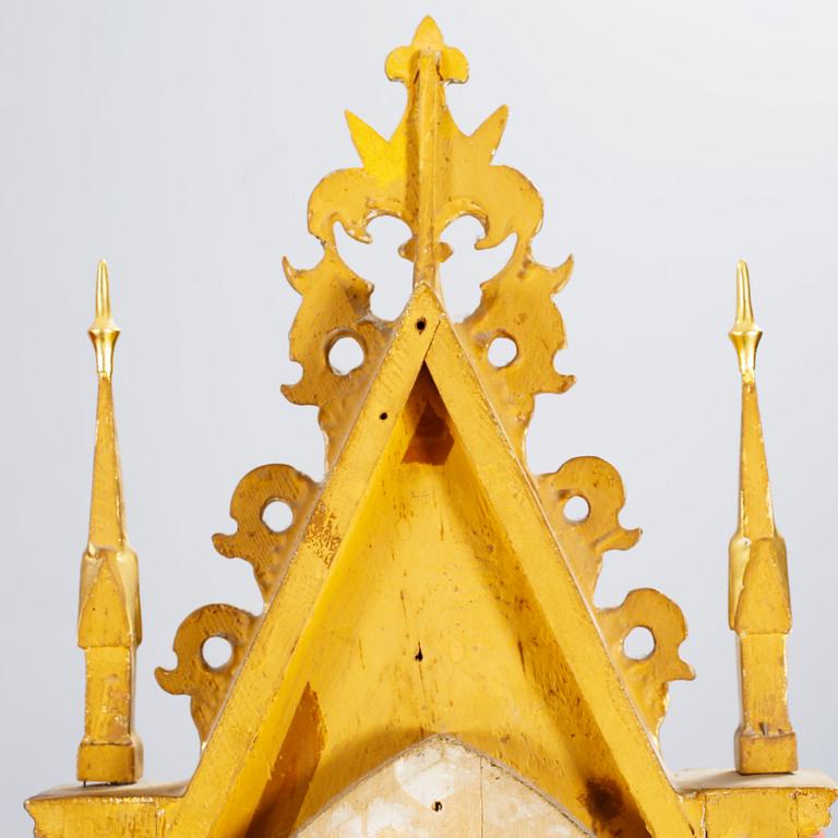 A decorative element in gothic style from the first half of the 20th centrury.