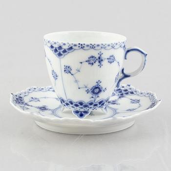 A "Blue fluted full lace" / "Musselmalet" cup with saucer, Royal Copenhagen, model 530, 1893-1900.