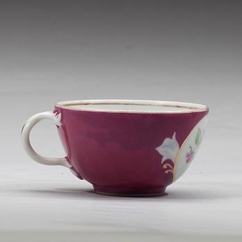 KAFFEKOPP MED FAT, porslin, Gardner, Ryssland 1880-1890.