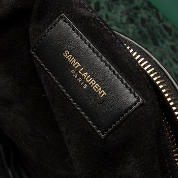 HANDBAG, "Duffle 6Hr Leather Noir", Saint Laurent" 30 x 20 x 17 cm.