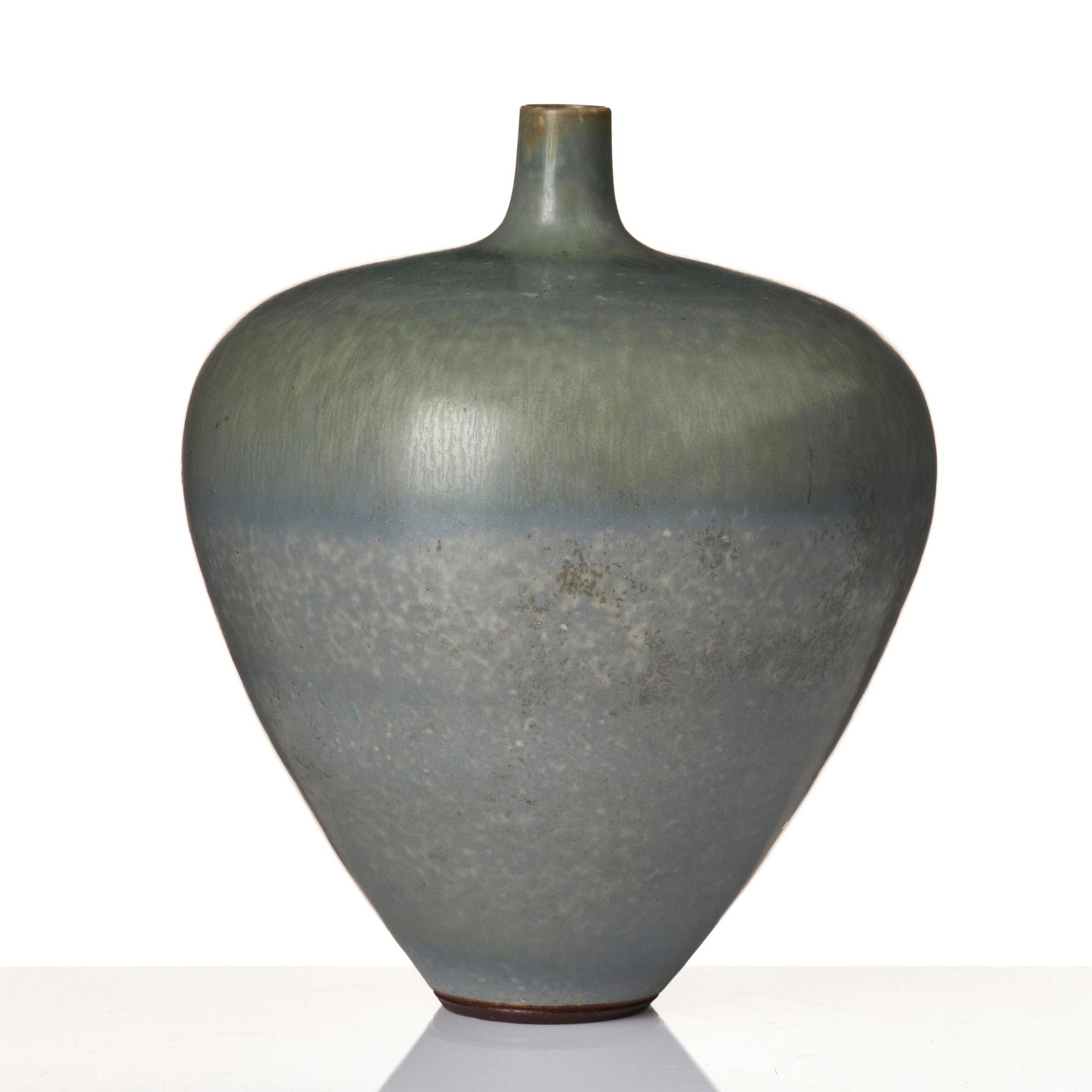 Berndt Friberg, a stoneware vase, Gustavsbergs studio, 1964.