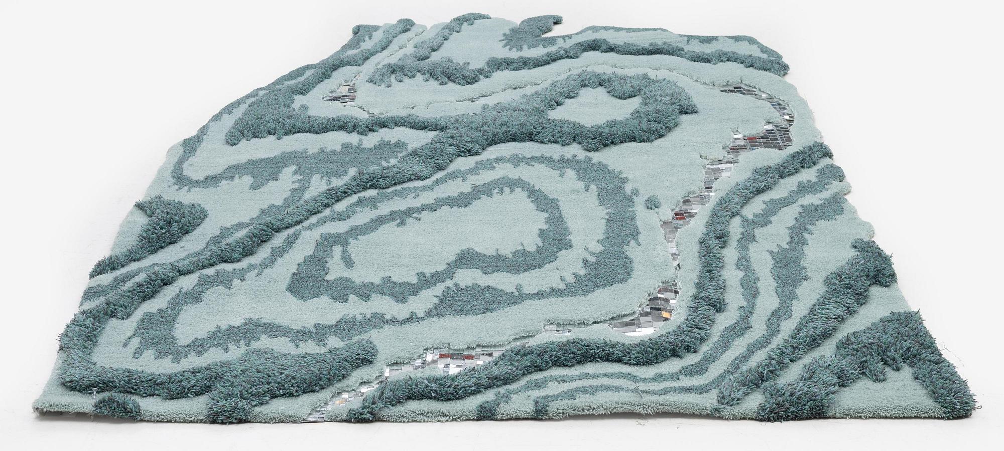 Jonathan ”Ollio” Josefsson, matta, 2 delar, tuftad i relief, ca 250 x178 resp 130 x  73 cm.