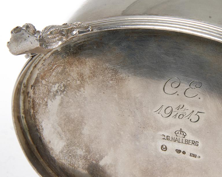 KAFFESERVIS, 3 delar, silver, C G Hallberg, Hallberg, Stockholm, empirestil, 1915, ca 1350g.