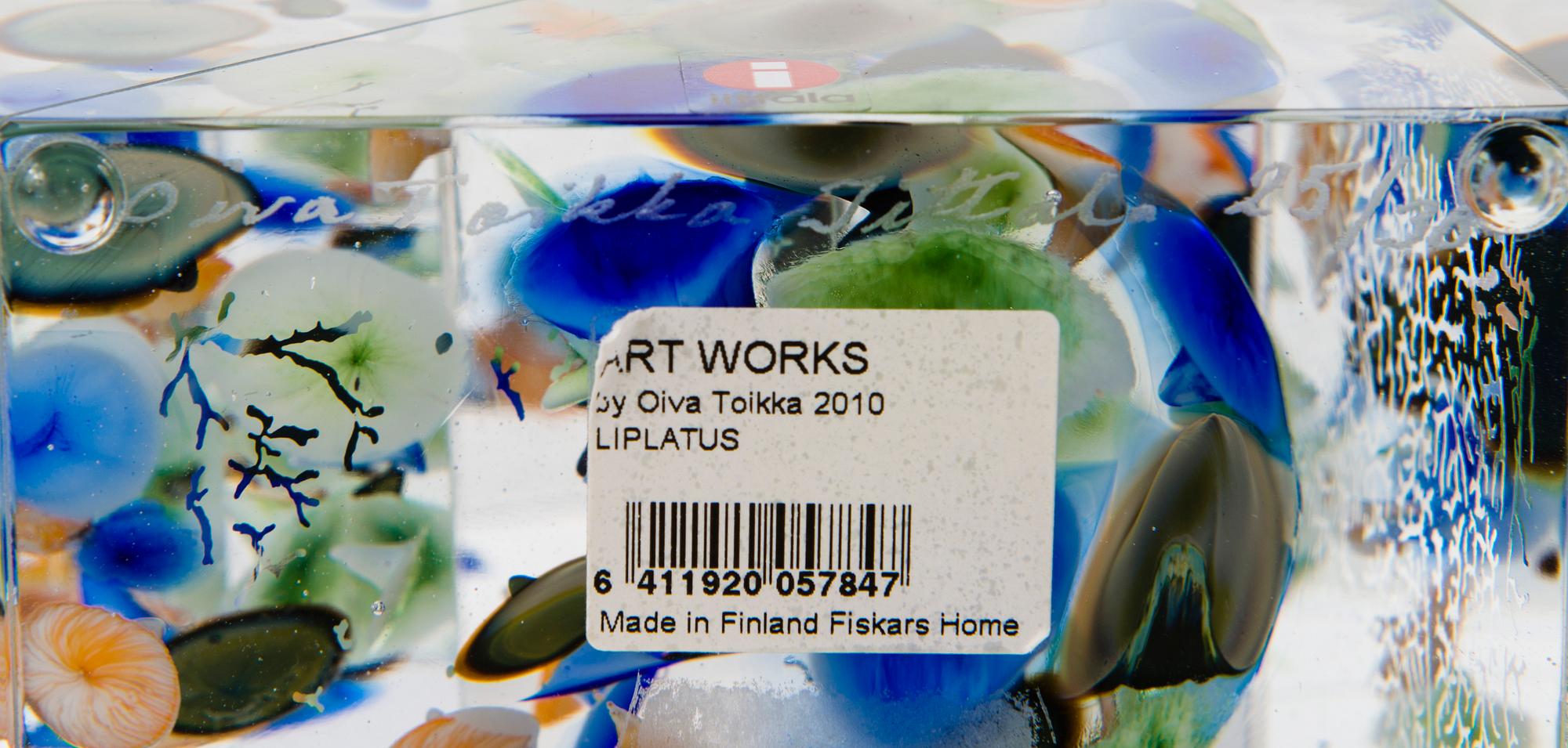 OIVA TOIKKA, a 'Liplatus' glass sculptur signed Oiva Toikka Iittala 2010 25/30.