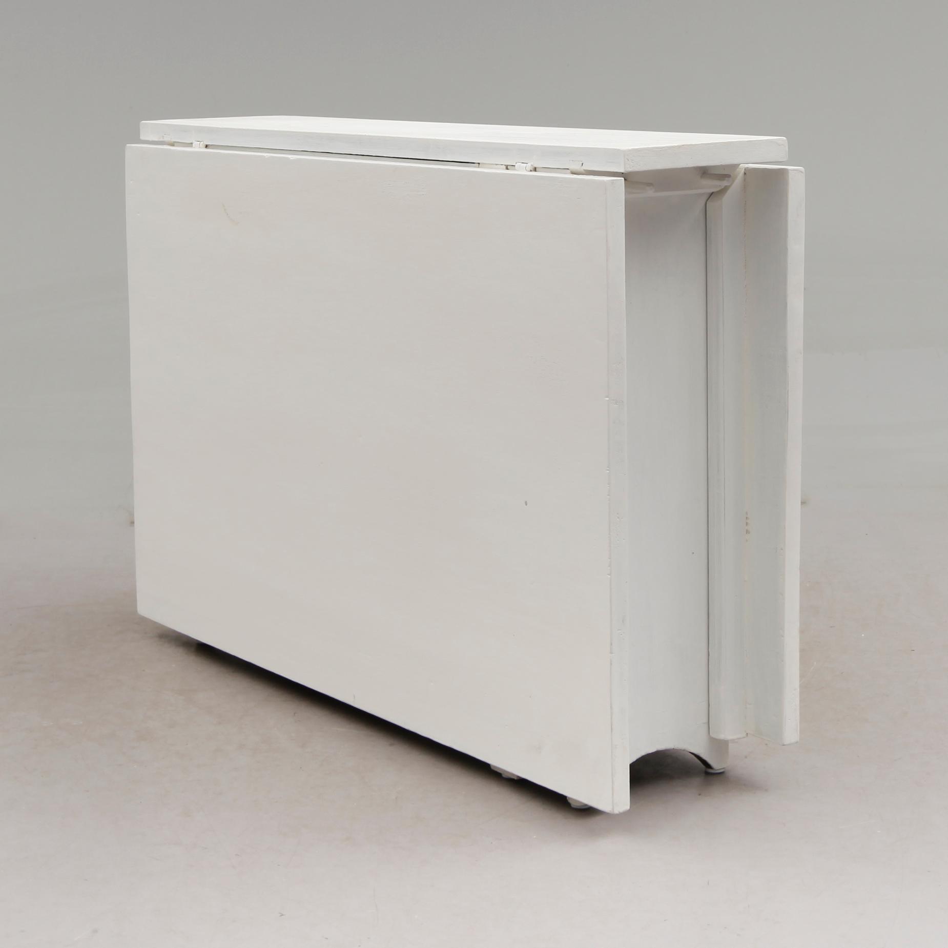 SLAGBORD MED MÅNBORD, 1800-tal.