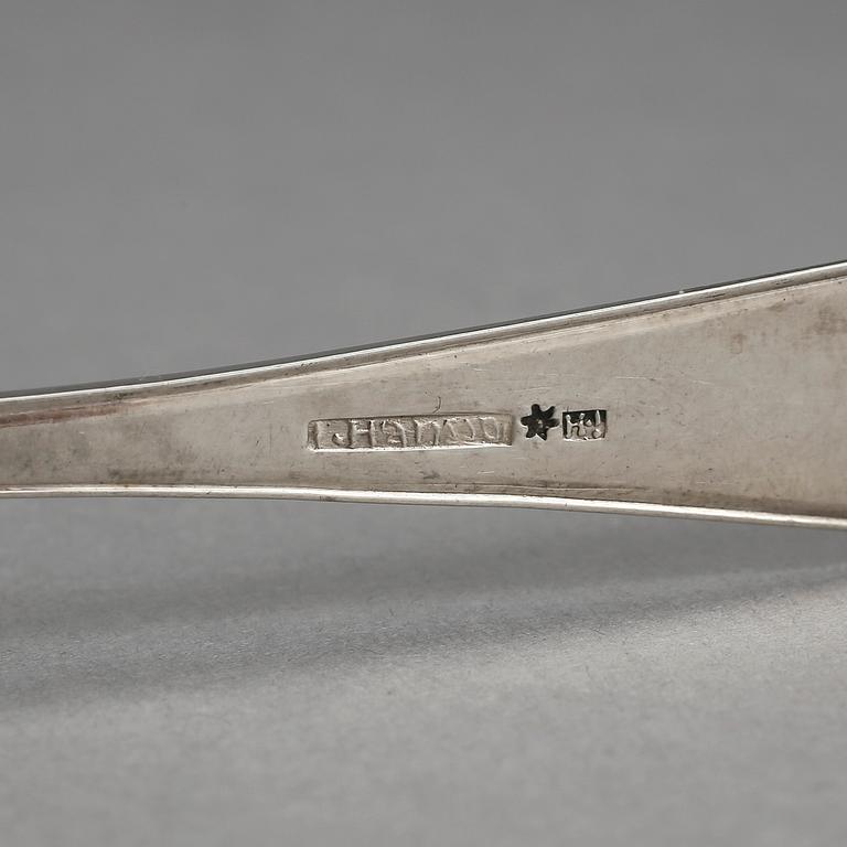 TESKEDAR, silver, 6 + 6, 1800-tal, Sverige. Tot vikt ca 174 gram.