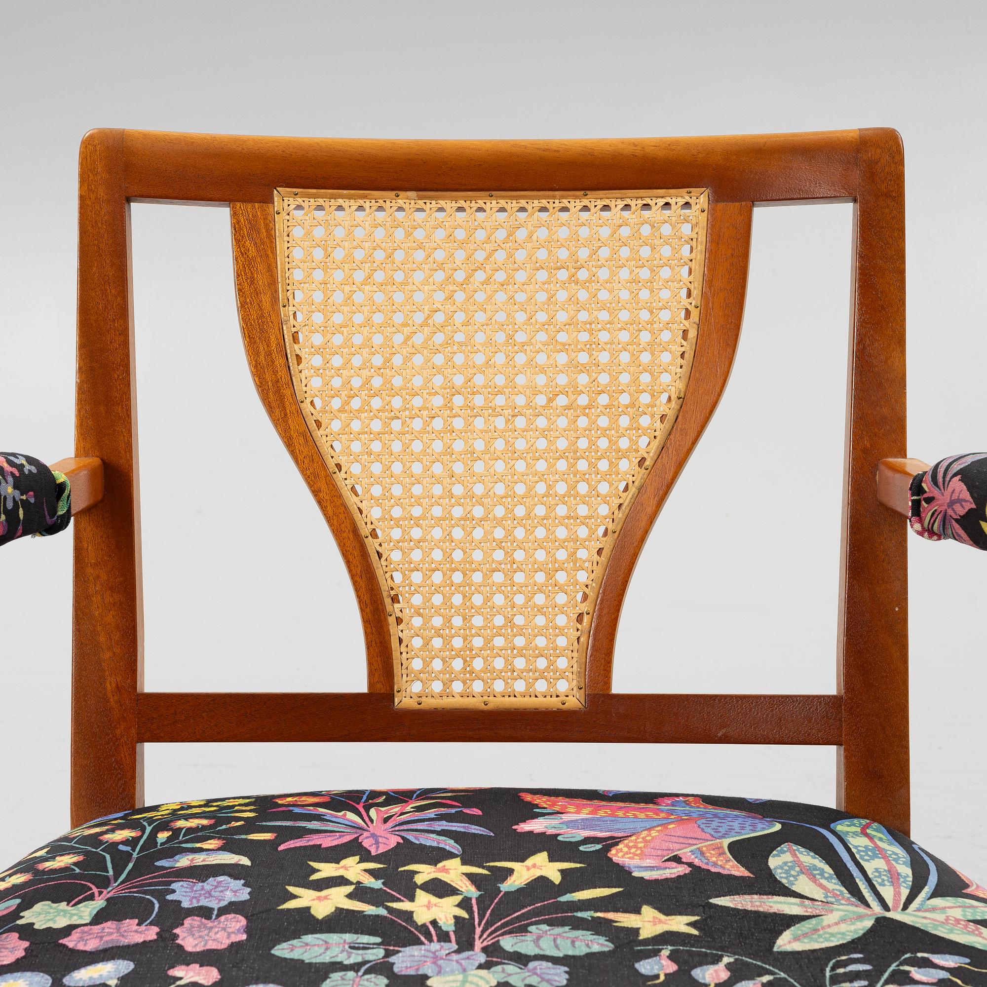 Josef Frank, karmstolar, ett par, modell 969, Firma Svenskt Tenn.