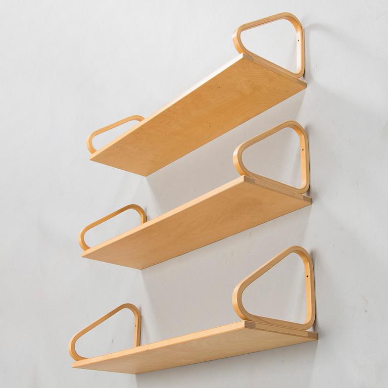 Alvar Aalto, hyllor, 3 st, modell 112B, Artek, 1900-talets slut.