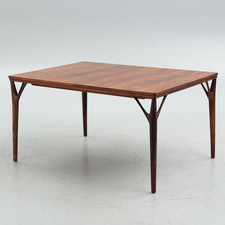 Willy Sigh, a rosewood dining table, H. Sigh & Søn, Denmark, 1960s.