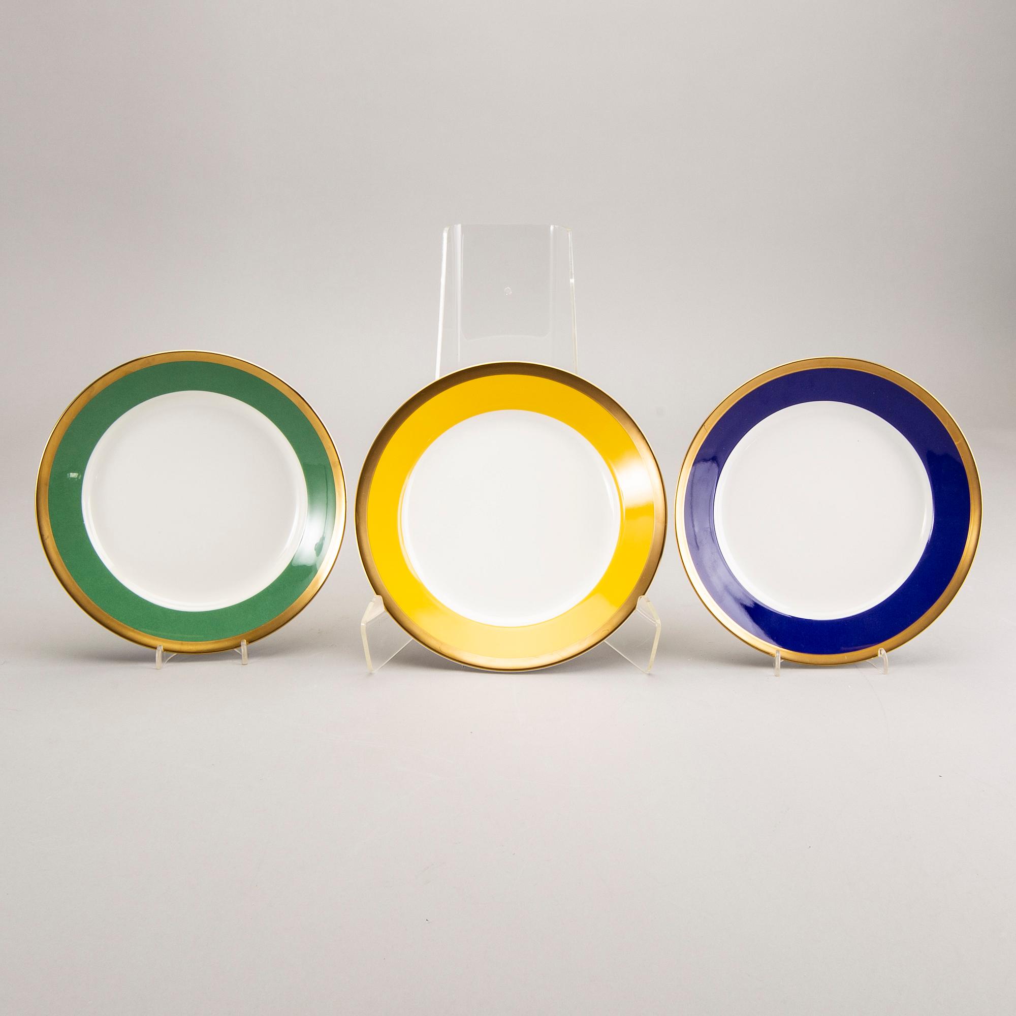 Karin Björquist, a set of 18 pcs of Nobelservisen Rörstrand porcelain later part of the 20th century.