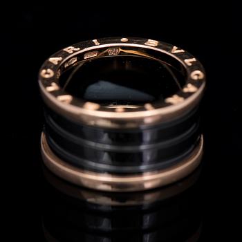 RING, Bulgari, B.zero1, 18k guld, svart keramik.