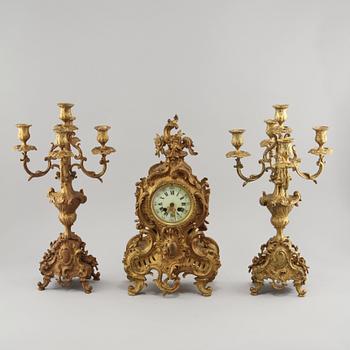 BORDSGARNITYR, 3 delar, nyrokoko, 1800-talets andra hälft.