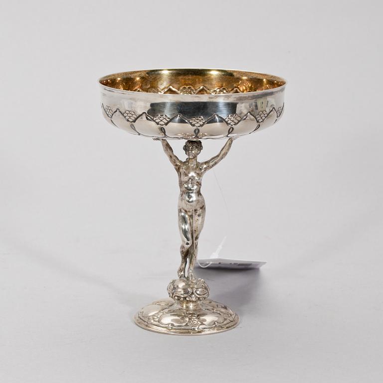 SKÅL PÅ FOT, silver, jugend, Heiden, Tyskland tidigt 1900-tal. Vikt ca 240 gram.