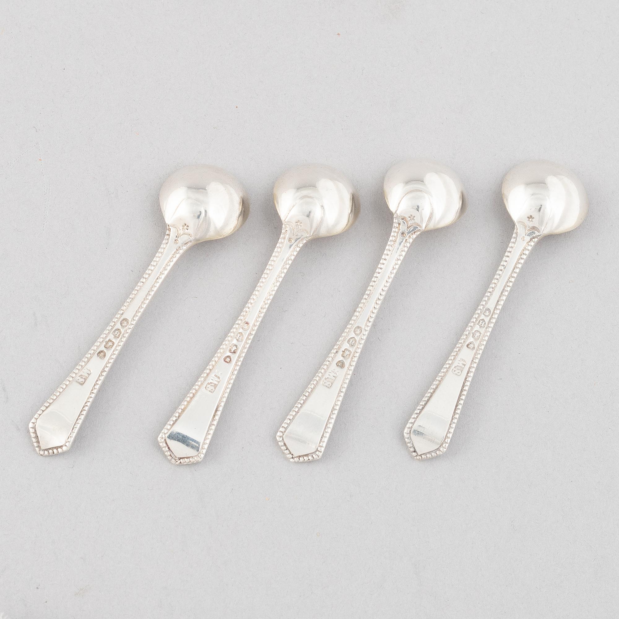 Four English Silver Salt Cellars, mark of William Evans, London 1883.