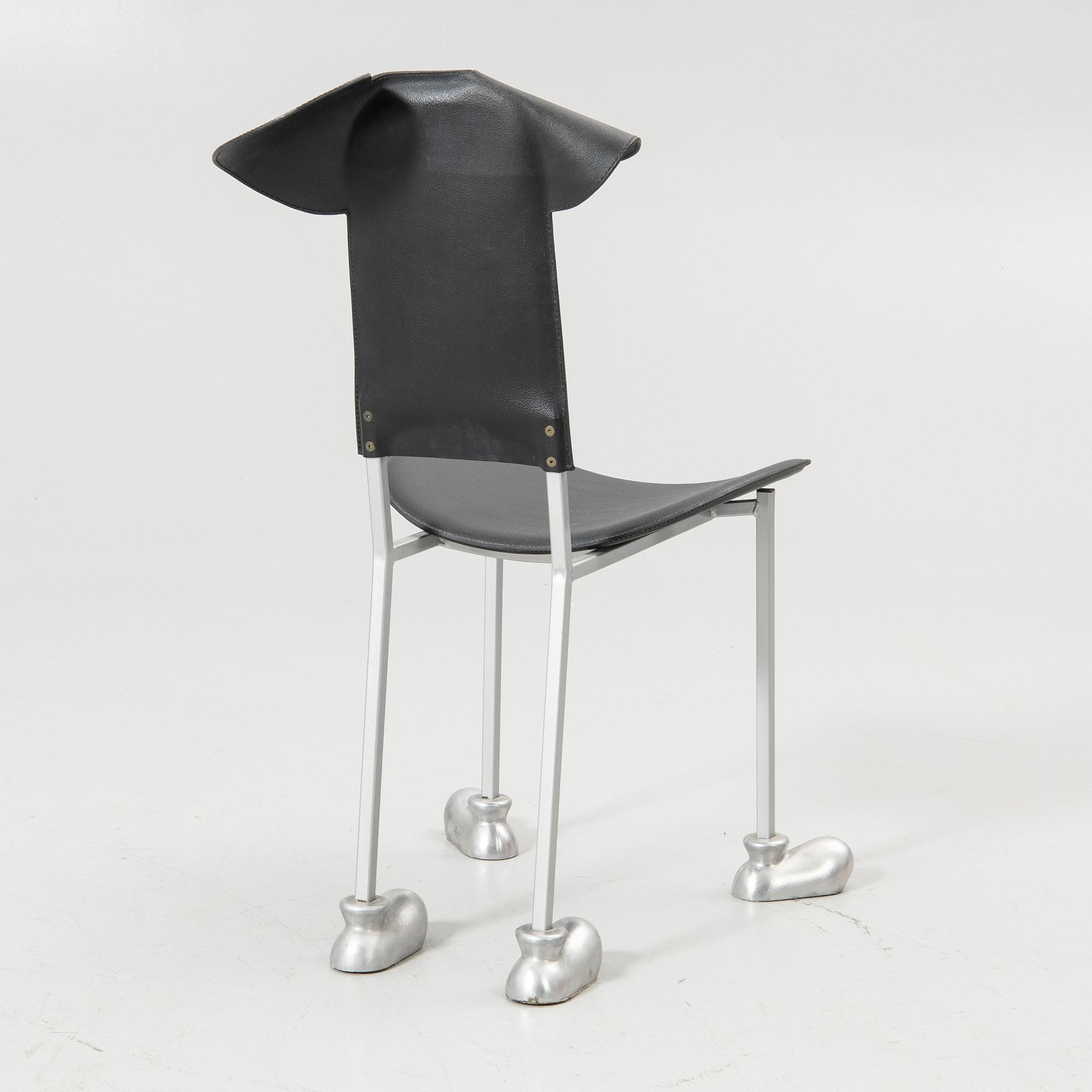 Javier Mariscal, stol, "Garriri / Mickey Mouse Chair" formgiven 1988 för Akaba, Spanien.