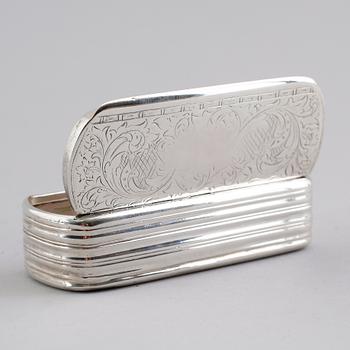 DOSA, silver, Sundström, 1868. Vikt ca 128 gram.