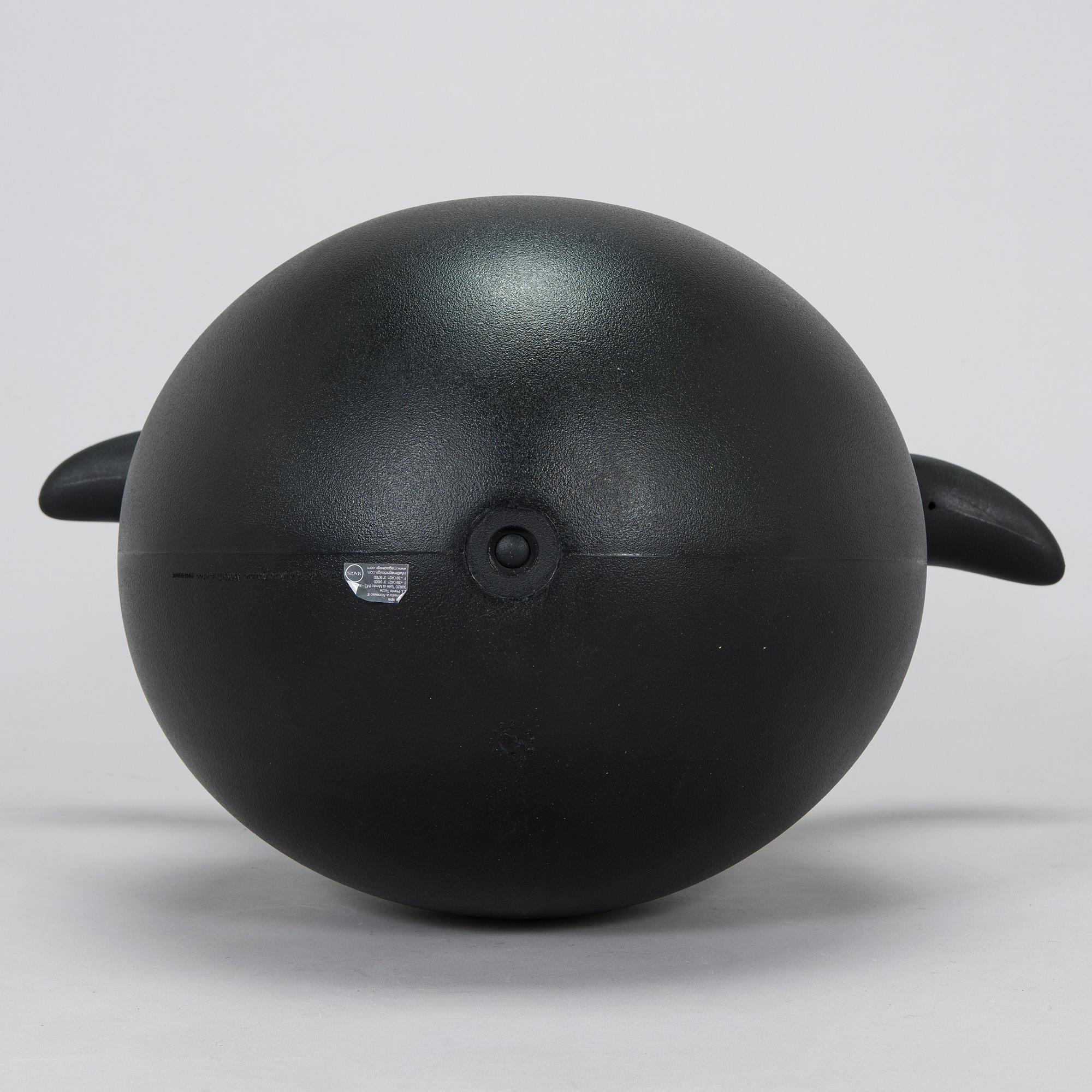 Eero Aarnio, "Pingy", Me Too Collection, Magis, Italia 2011.