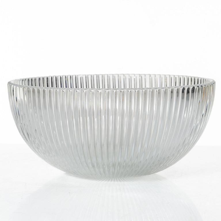 Arthur Percy, a 'Swedish Modern' glass service, "Reffla", Gullaskruf, the model designed in 1952 (110 pieces).