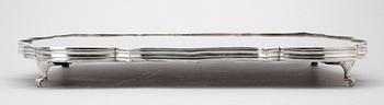 BORDSPLATEAU, argent haché. 1800-tal.