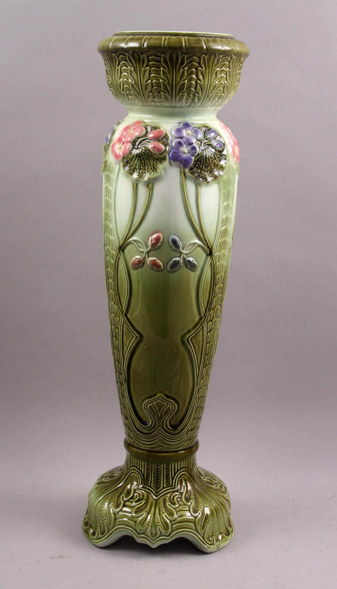 PIEDESTAL, flintgods, 1900-talets första hälft.