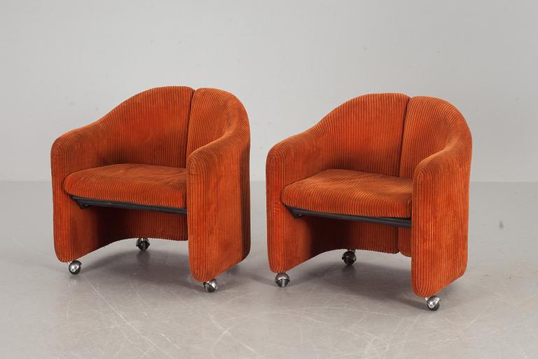 FÅTÖLJER, ett par, design Eugenio Gerli för Tecno, Milano.