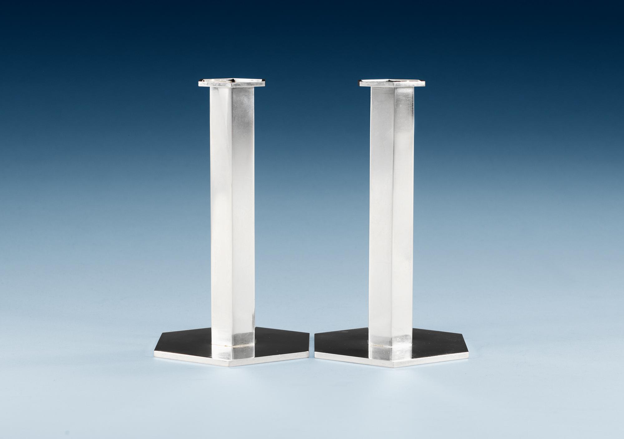 A pair of Wiwen Nilssom sterling candlesticks, Lund 1963.