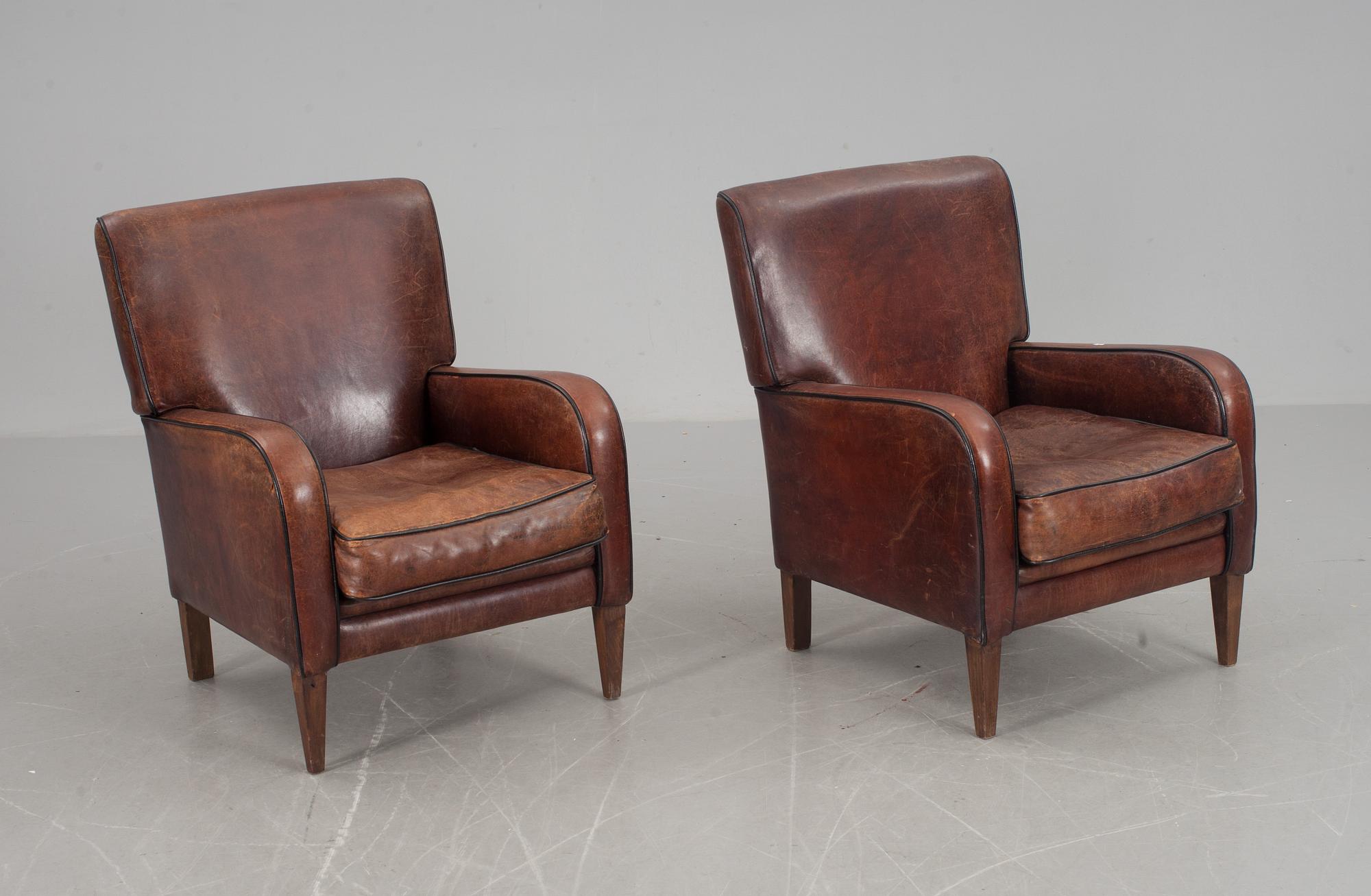 FÅTÖLJER, ett par, 1900-talets andra hälft.