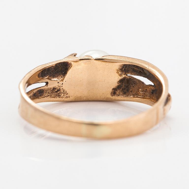 Björn Weckström, Sormus "Lapin kevät", 14K kultaa ja viljelty helmi. Lapponia.