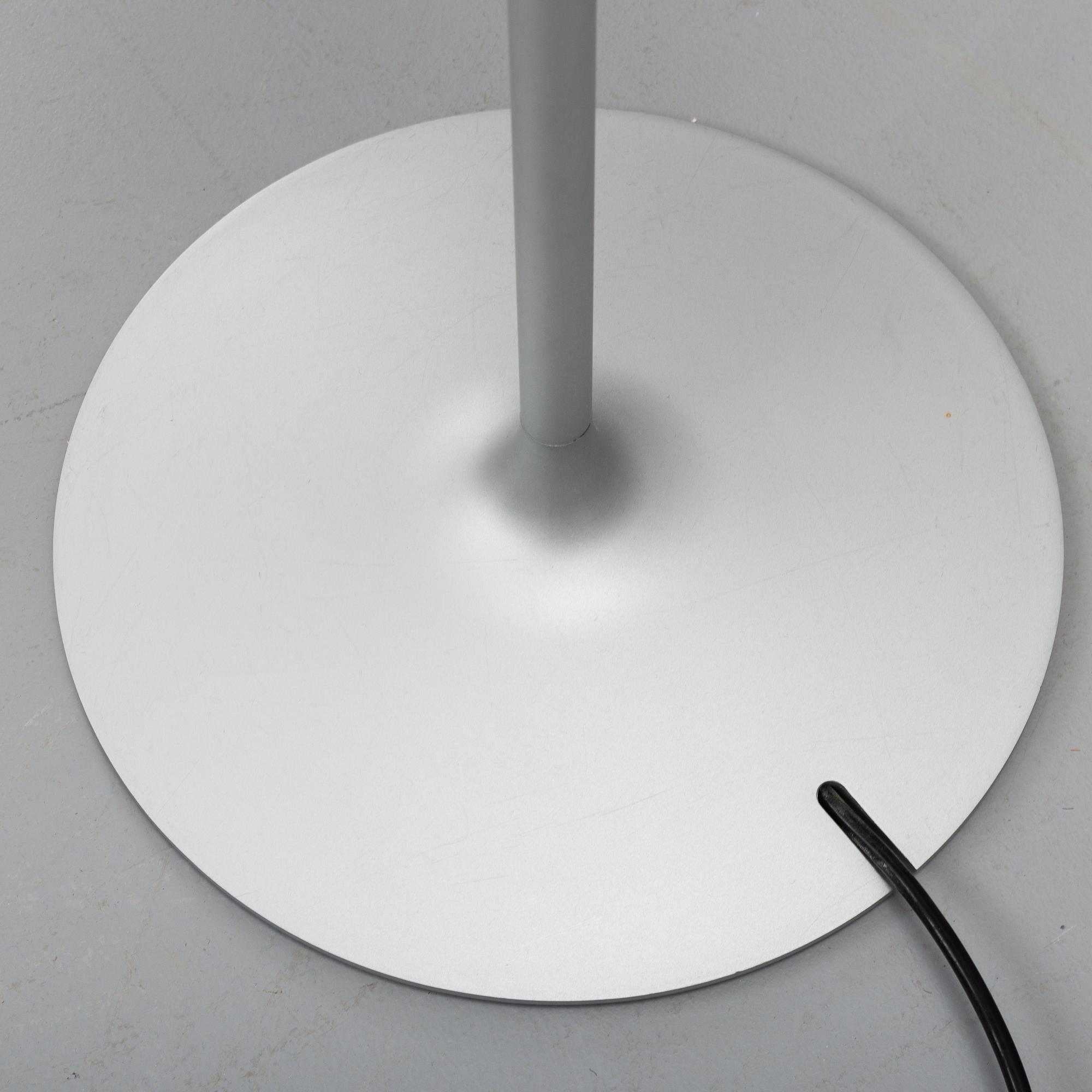 GOLVLAMPA, Flos, Italien, omkring år 2000.