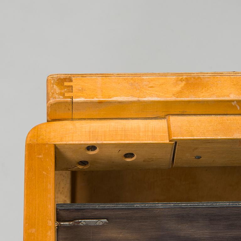 Alvar Aalto, bord, modell 86 för O.Y. Huonekalu- ja Rakennustyötehdas A.B. 1940-tal.