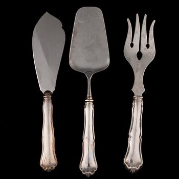 SERVERINGSBESTICK, 9 delar, silver, "Chippendale", bär diverse finska tillverkarstämplar, 1979-1999.