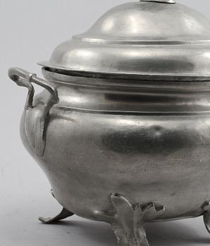 TERRIN, tenn, rokoko, otydlig årsstäpel, troligen 1784.