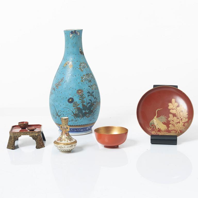 Parti, lack och porslin. Japan, Meiji (1868-1912).