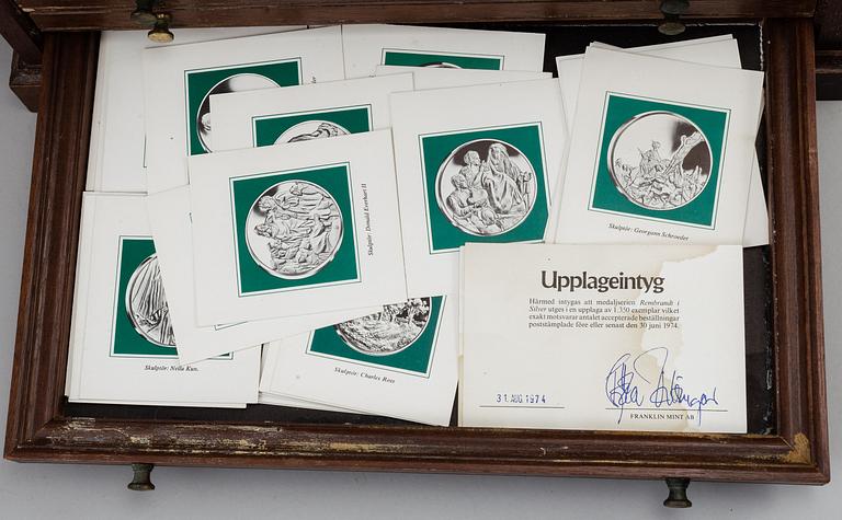 SAMLARMEDALJER, 50 st, sterlingsilver, "Rembrandt i silver", Franklin Mint AB, 1974.