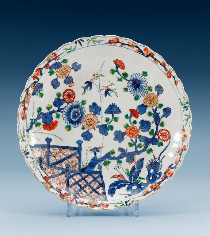 SKÅLFAT, porslin. Qing dynastin, Kangxi (1662-1722).