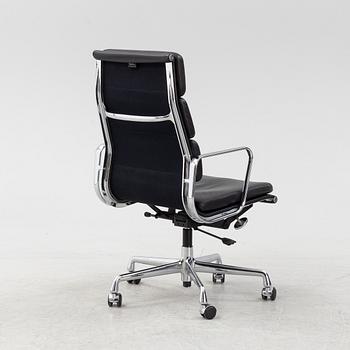 Charles and Ray Eames, skrivbordsstol, EA 217 soft pad, Vitra, formgiven 1958.
