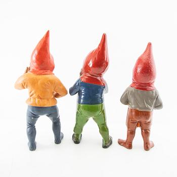 Tomtar 6 st mestadels Tyskland 1900-talerts mitt bemålad terrakotta.